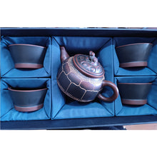Load image into Gallery viewer, HandMade Golden Toad Teapot Pray Good Luck with Lotus for Drinking Tea 180ml-250ml
