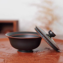 Load image into Gallery viewer, Handmade Nixing Pottery Gaiwan 120ml Portable Hand Grab Tea Bowl for Gongfu Tea