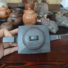 Load image into Gallery viewer, Hand Writing Chinese Poetry on Nixing Pottery Hand Clap Pot 250cc