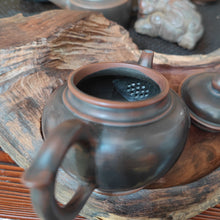 Load image into Gallery viewer, Hand Throwing Qinzhou NiXing Clay Xiaoying Tea Pots 180CC Nixing Pottery Teapot Accept Custom Carving