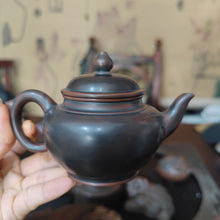 Load image into Gallery viewer, Hand Throwing Qinzhou NiXing Clay Xiaoying Tea Pots 180CC Nixing Pottery Teapot Accept Custom Carving