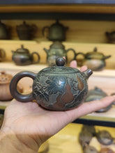 Load image into Gallery viewer, 100ml / 200ml Hand Carved Bronze Bottle Gourd Xishi Teapot Nixing Clay Teapot