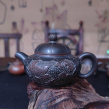 Load image into Gallery viewer, 200ml Hand Throwing Nixing Clay Huaying Teapot Nixing Pottery