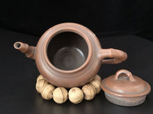 Load image into Gallery viewer, Nixing White and Purple Clay " Xiao Ying " Teapots Bamboo Chinese Kung Fu Tea Pot 200cc