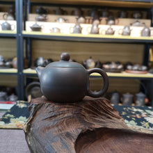 Load image into Gallery viewer, Xishi Tea Pot 100-120CC Made of Healthy Nixing Clay for Personal Brewing Tea
