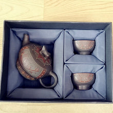 Load image into Gallery viewer, 100% Handmade Kung Fu Authentic Tea Kettles Nixing Pottey Bronze Drum Teapot 200ml