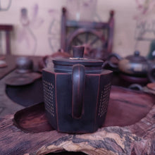 Load image into Gallery viewer, 100% Handmade Nixing Pottery Customize Teapots Hand Carved XinJing The Heat of Prajna Paramita Sutra Accept Dropship Tea Pot