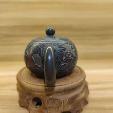 Load image into Gallery viewer, Hand Carved HuLu Good Luck Nixing Pottery Teapots Xishi Pot 120CC and 200cc