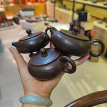 Load image into Gallery viewer, Mini Nixing Clay tea pot 100-120ml
