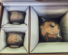 Load image into Gallery viewer, Handmade Relief Nixing Pottery Xishi Teapot Set with Exquisite Lotus Design Ideal for Steeping Tea 200ml
