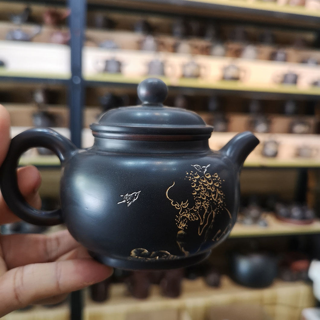 Hand Carved Dark Nixing Pottery Teapots Fang Gu Tea Pot 200cc