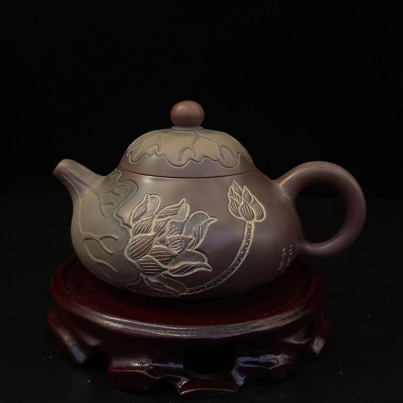 200cc Chinese Nixing Clay Teapots with Lotus Carving Huaying Pot